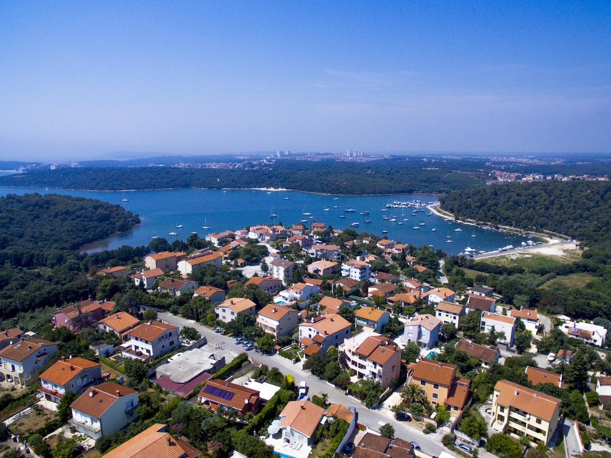 "Andrija" Apartmen'S Banjole Kültér fotó